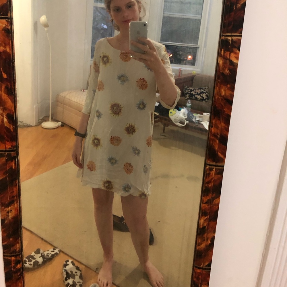 California select shifty airy summer dress.